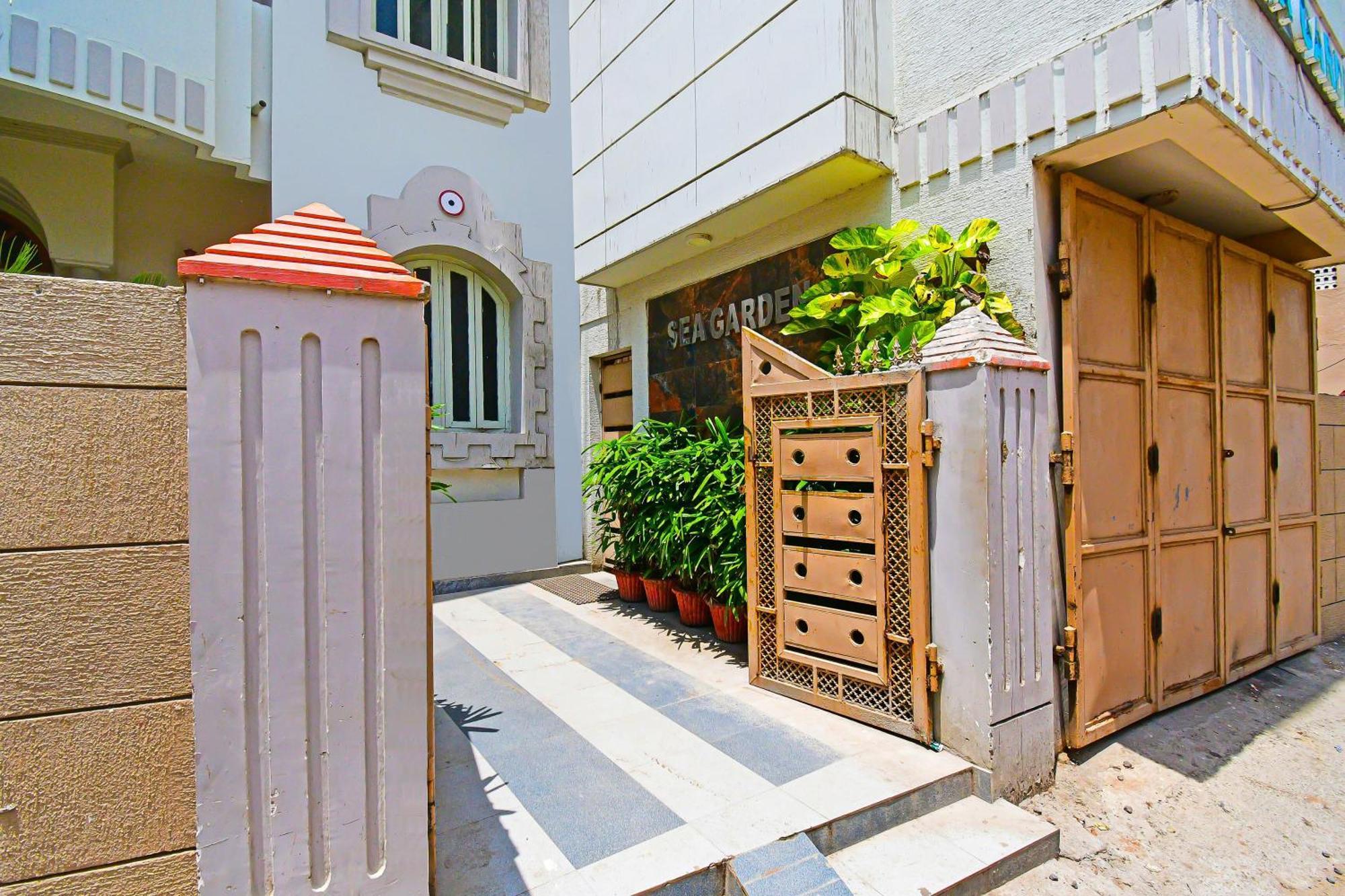 Oyo Flagship Hotel Sea Garden Puri Ngoại thất bức ảnh