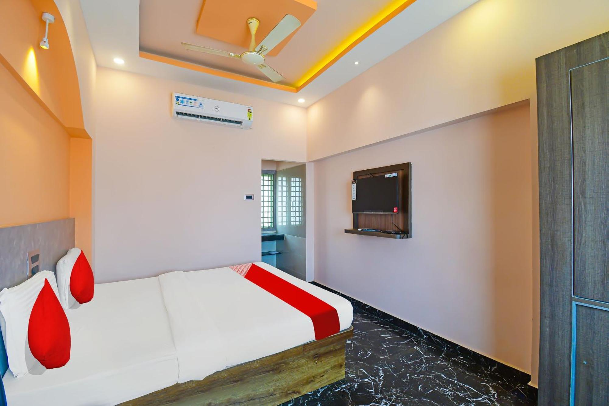 Oyo Flagship Hotel Sea Garden Puri Ngoại thất bức ảnh